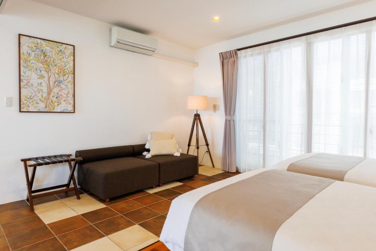 Beach Room Onna Exterior foto